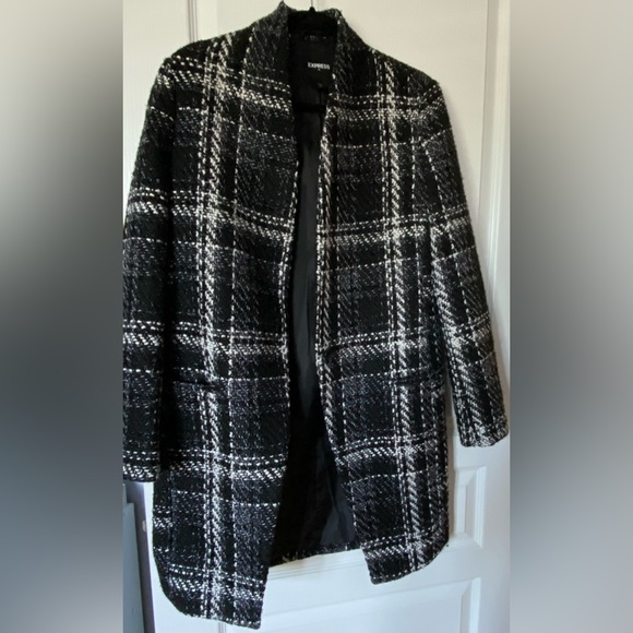 Black & White Coat. Express brand - Picture 1 of 3